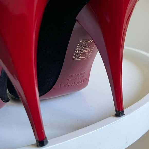 MUGNAI Black Suede Red Sole Heels Italy EU 39/US 8 - Picture 10 of 16